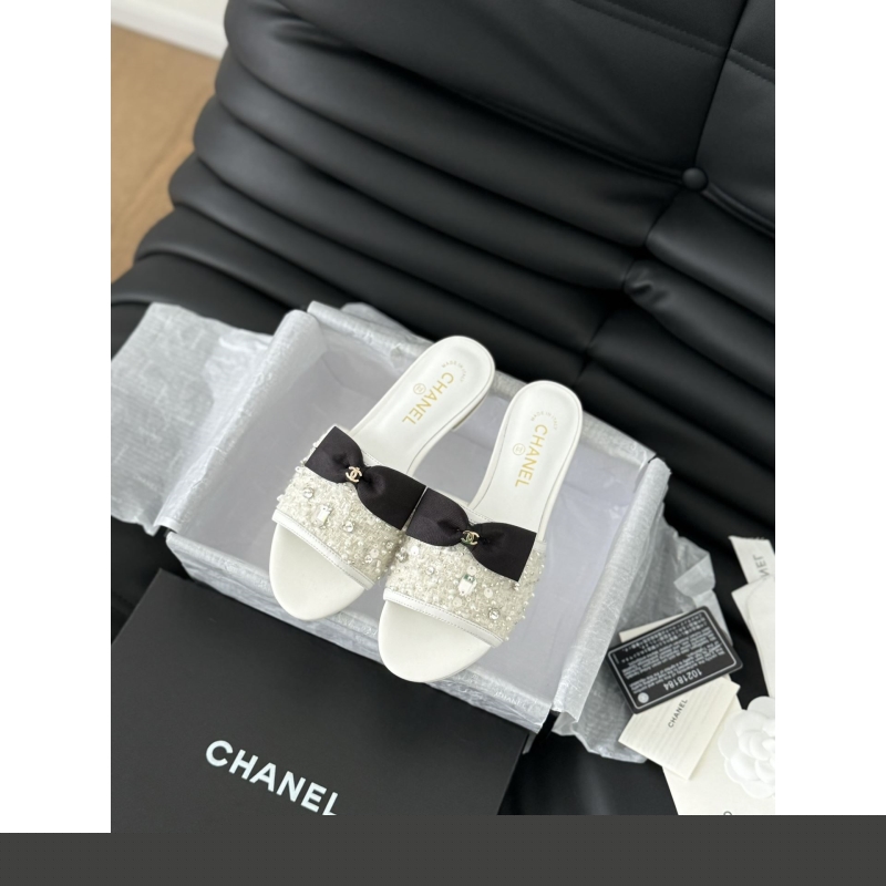Ch*el slippers